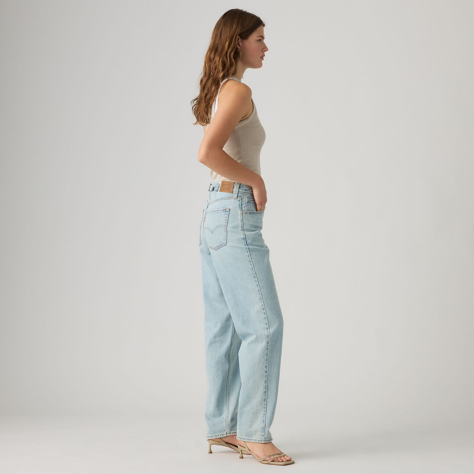 Main 4 - Levi's® Women's Loose Taper Jeans - 0083N0007