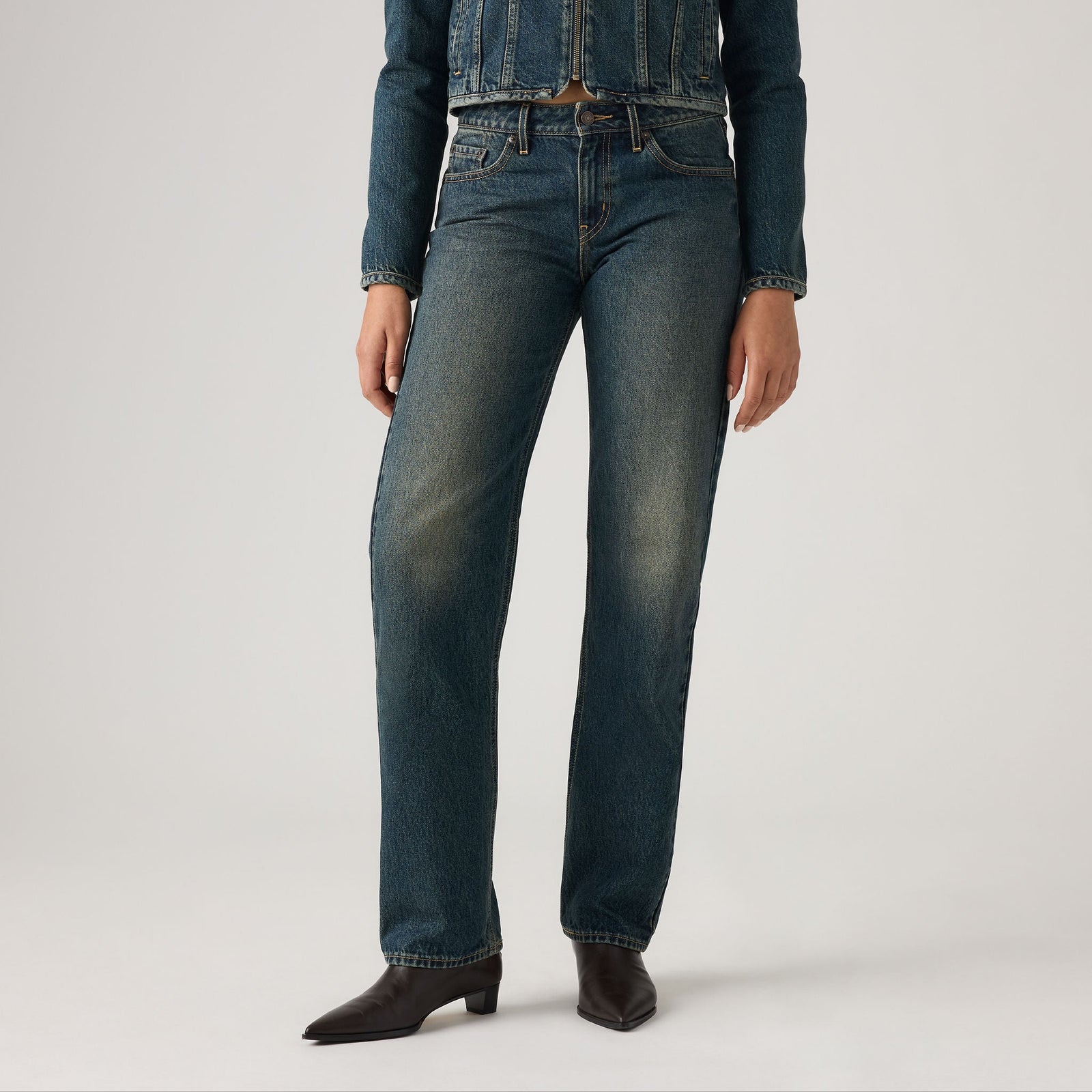 Main 5 - Levi's® Women's Low Straight Jeans - 0083P0009
