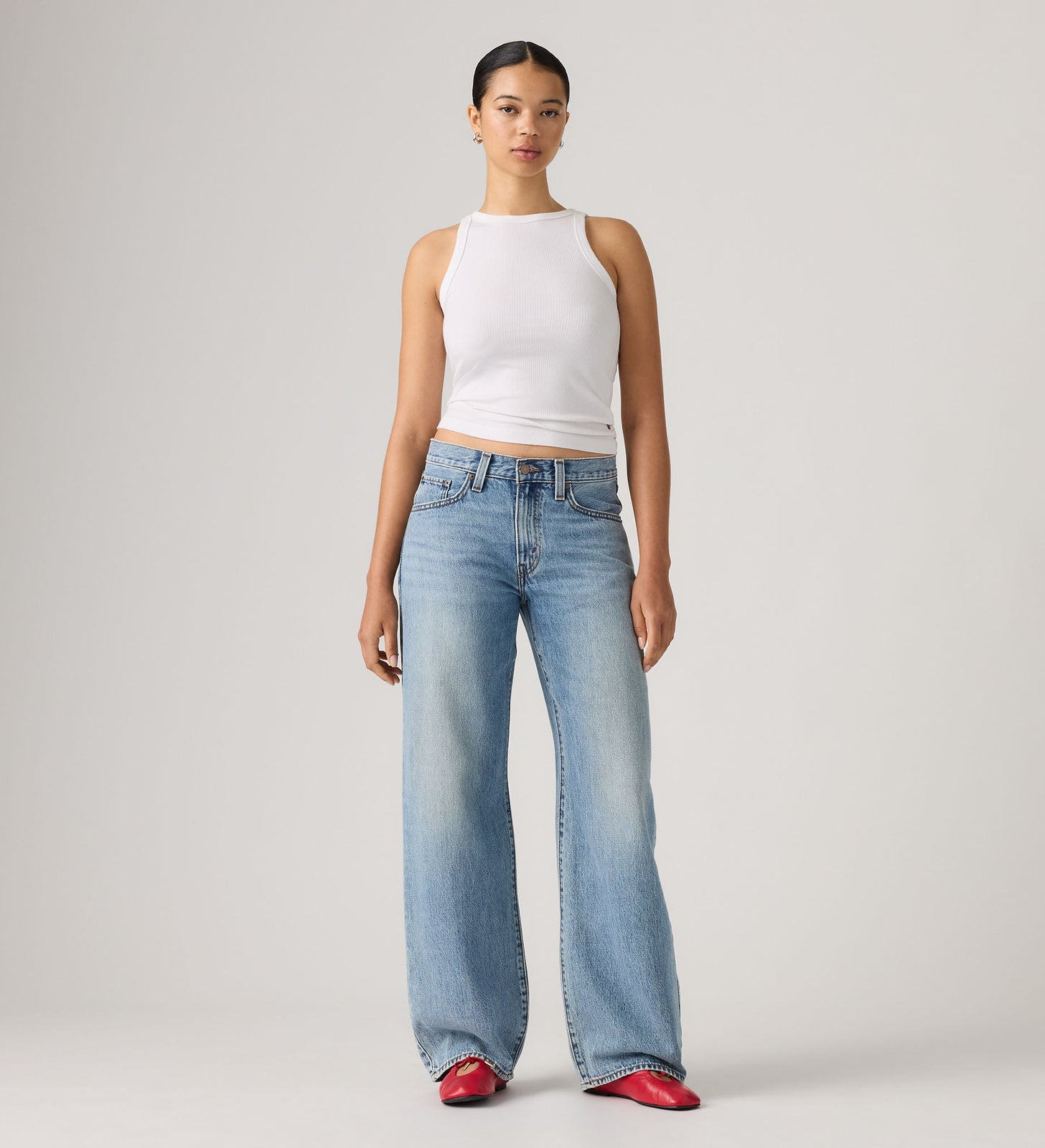 Main 3 - Levi's® Women's Middy Balloon Jeans - 0083L0008