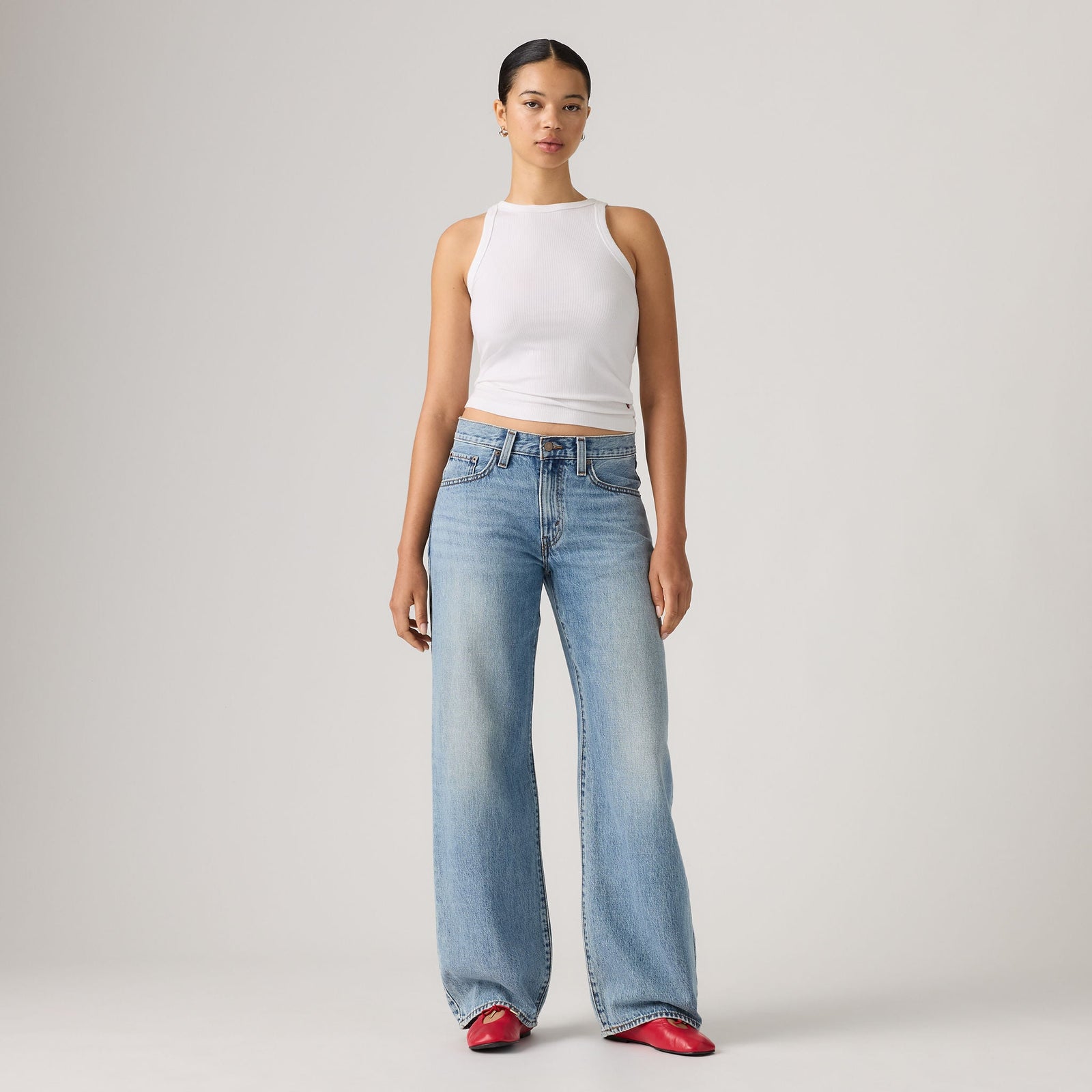 Main 3 - Levi's® Women's Middy Balloon Jeans - 0083L0008