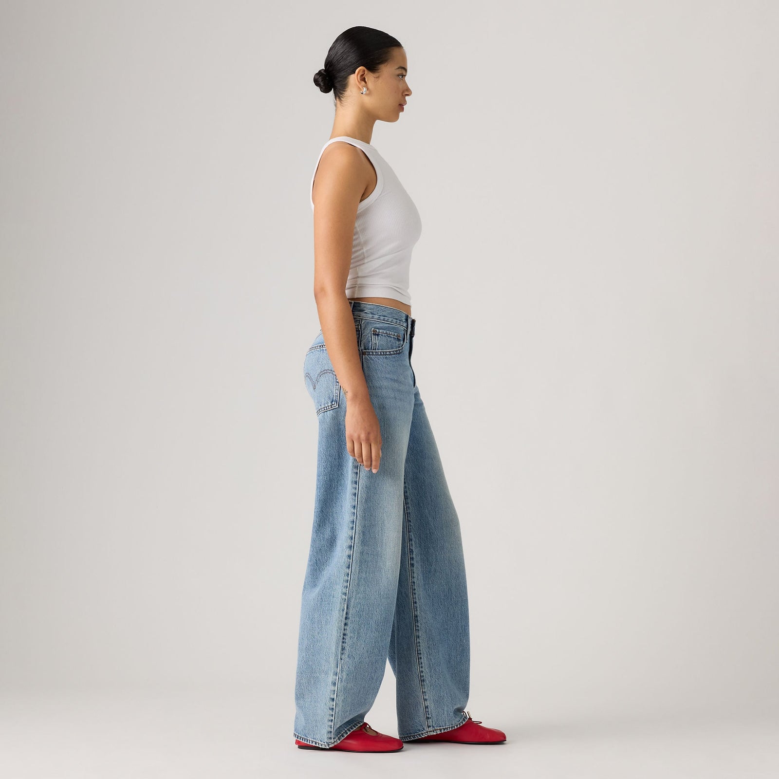 Main 4 - Levi's® Women's Middy Balloon Jeans - 0083L0008