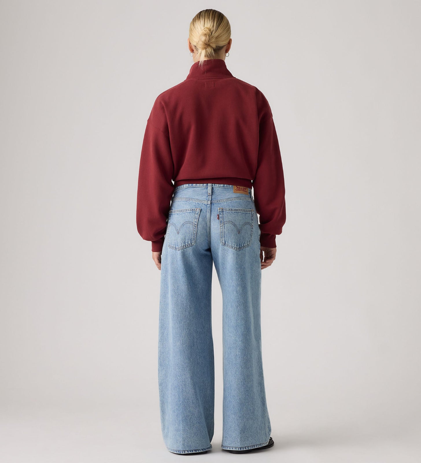 Main 2 - Levi's® Women's Middy Wide-Leg Jeans - 0081Z0003
