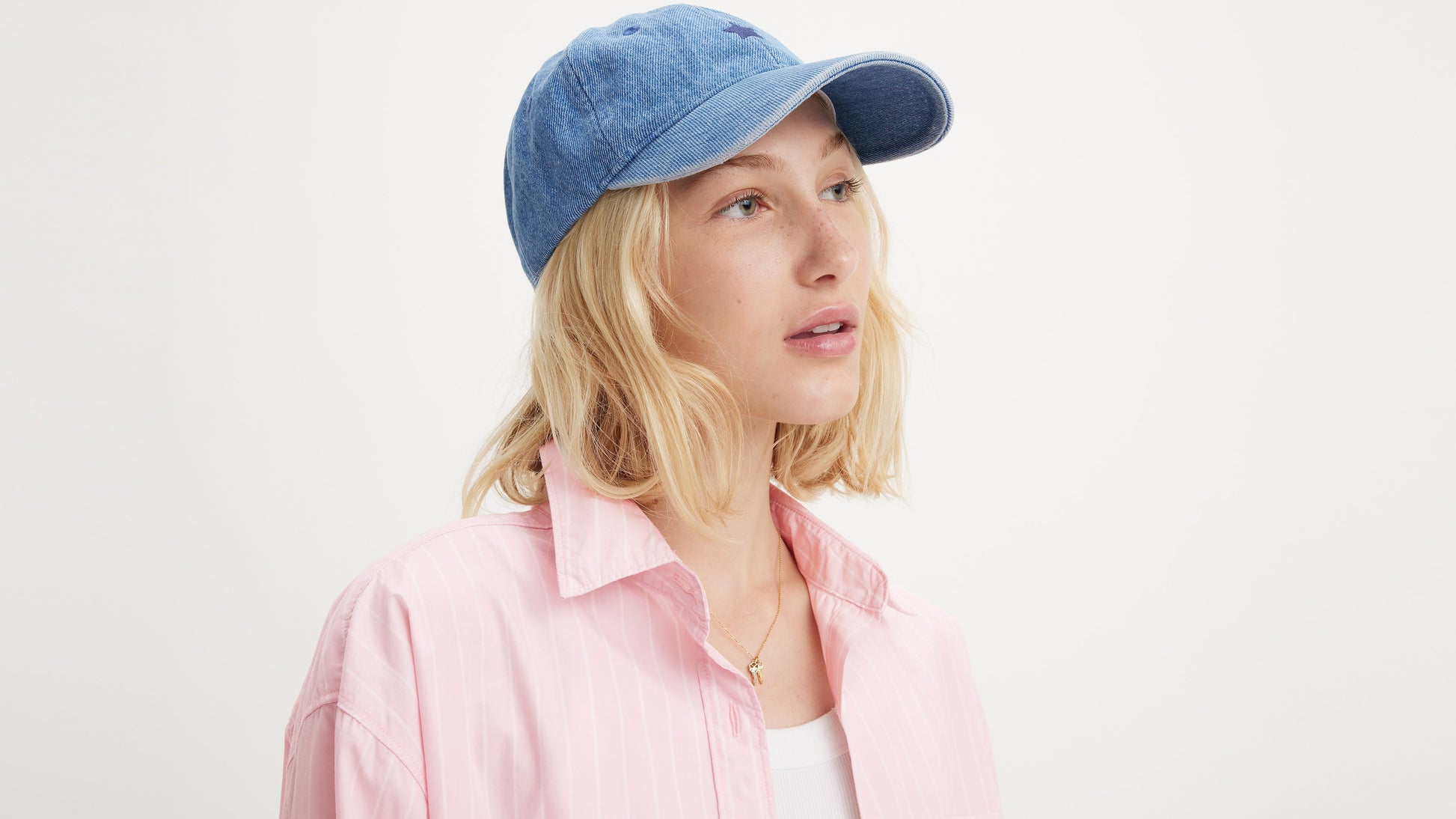 Levi's® Women's Mini Graphic Cap