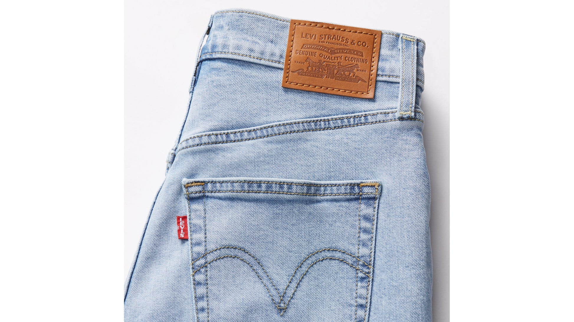 Levi's® Women's Ribcage Bermuda Shorts