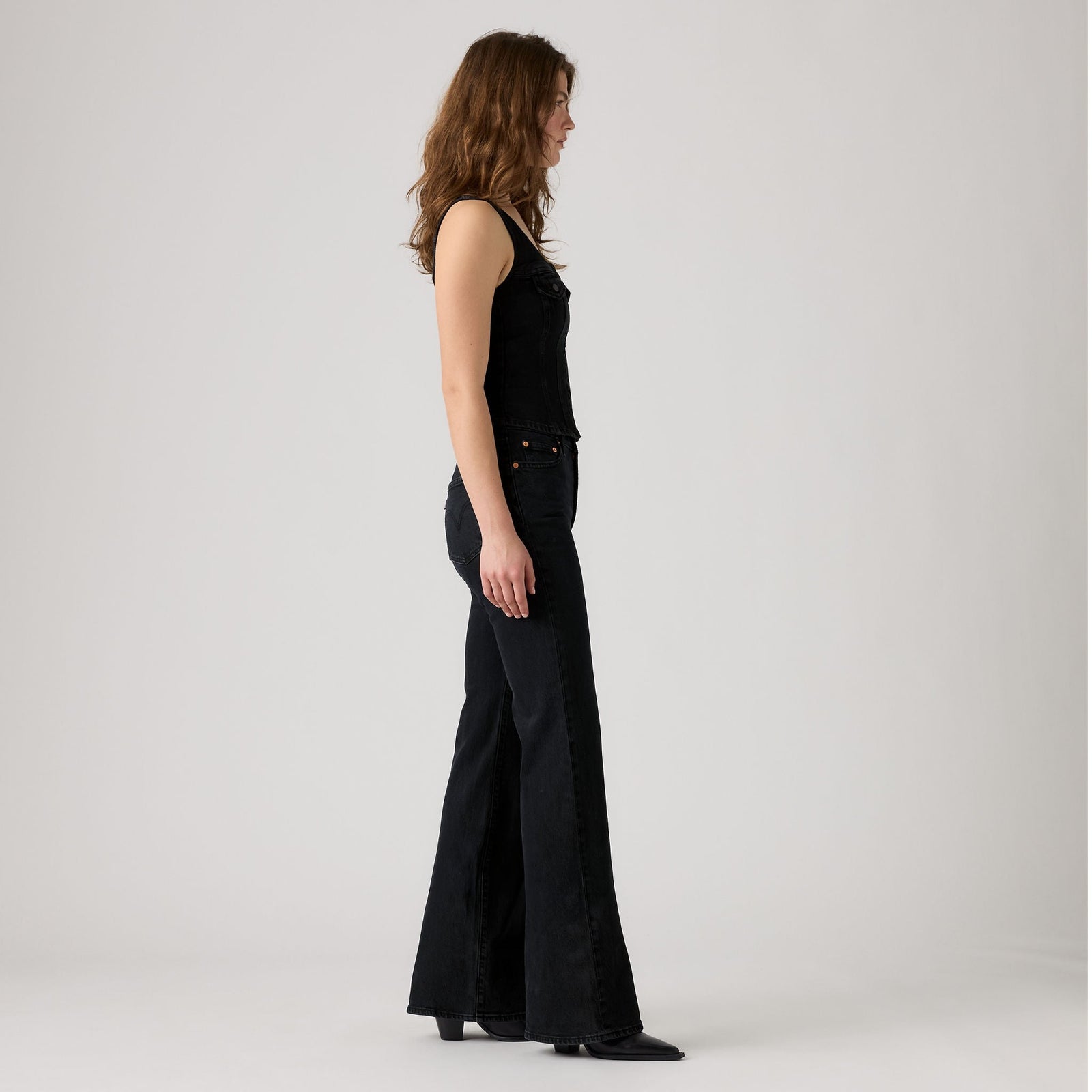 Main 4 - Levi's® Women's Ribcage Flare Jeans - 0083R0000