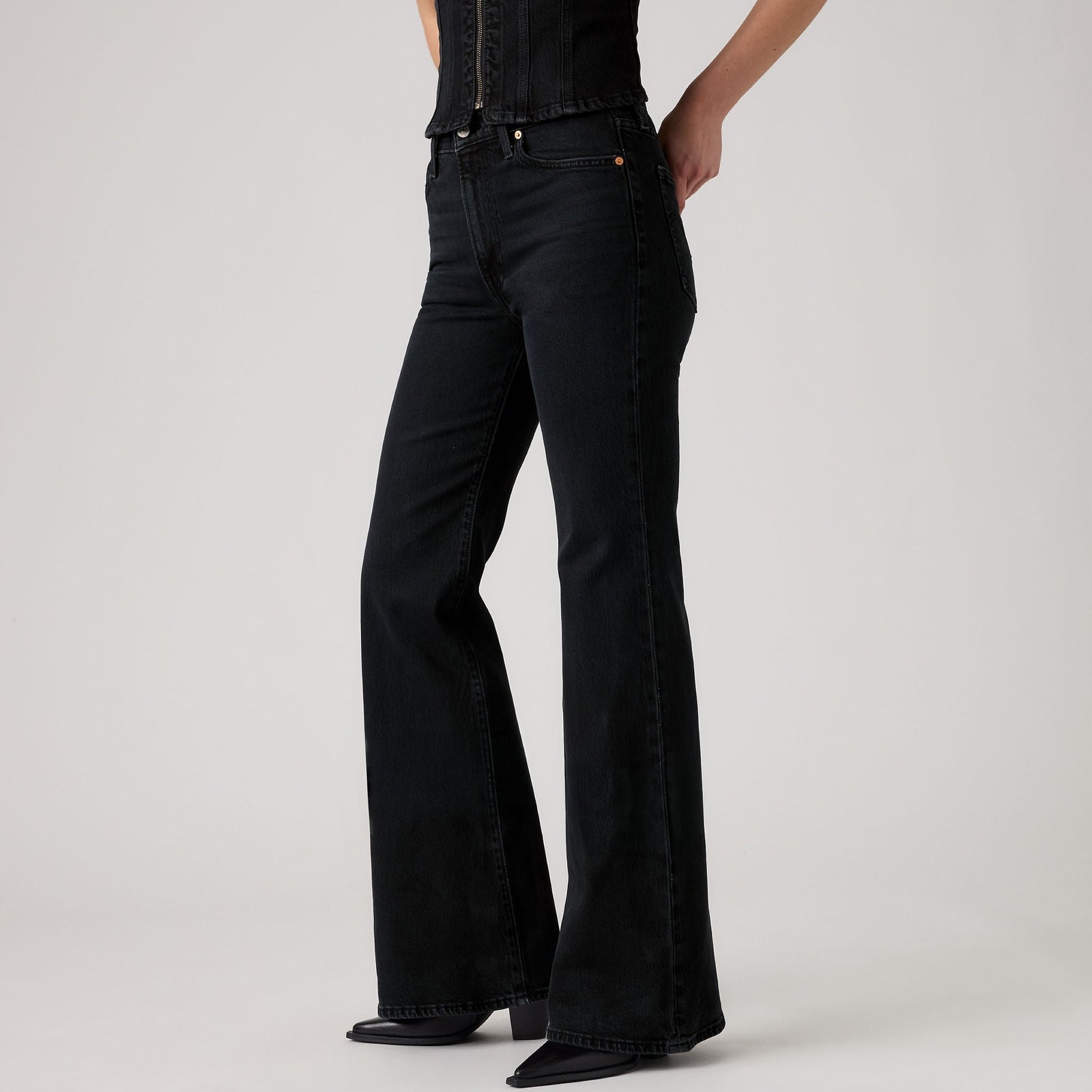 Main 5 - Levi's® Women's Ribcage Flare Jeans - 0083R0000