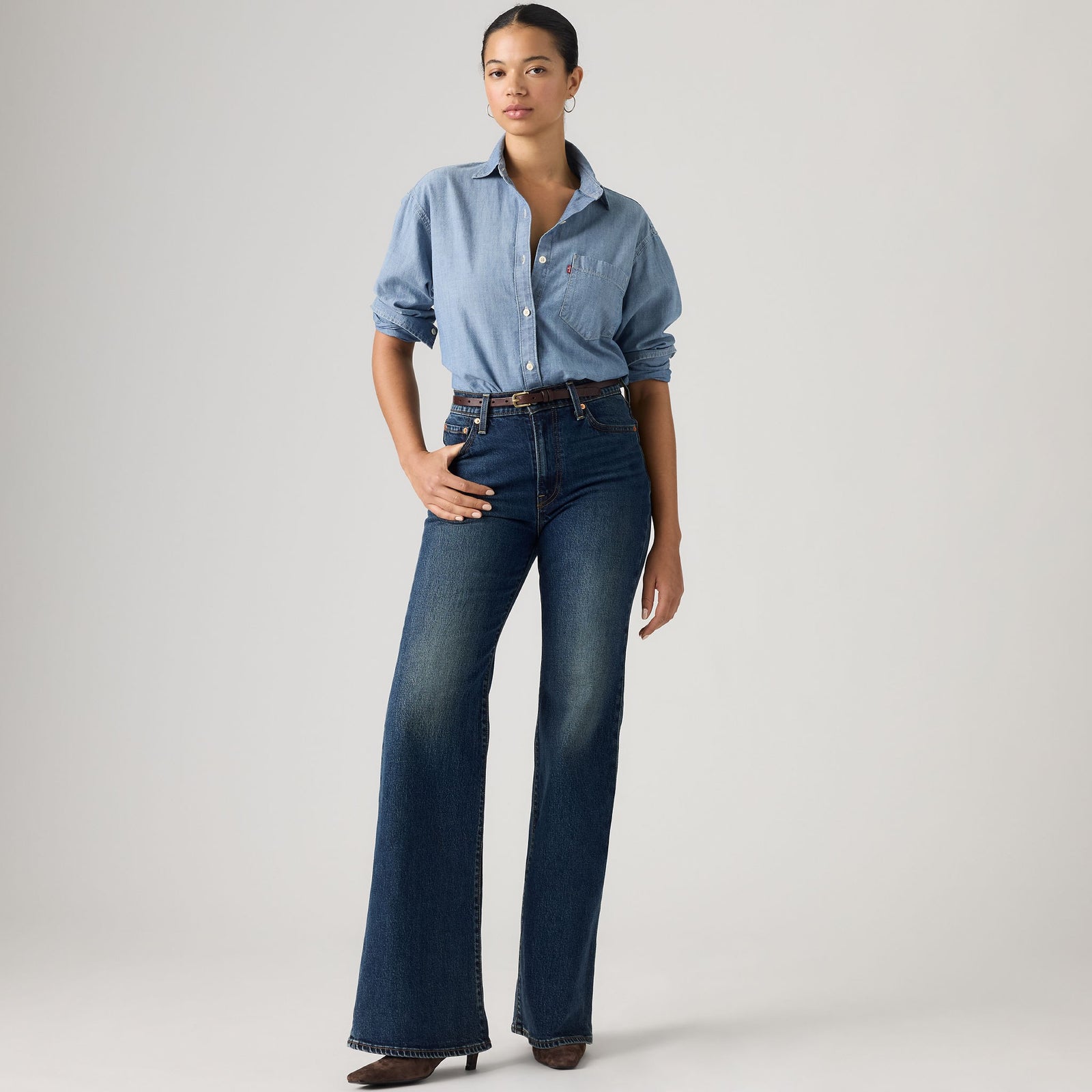 Main 1 - Levi's® Women's Ribcage Flare Jeans - 0083R0001
