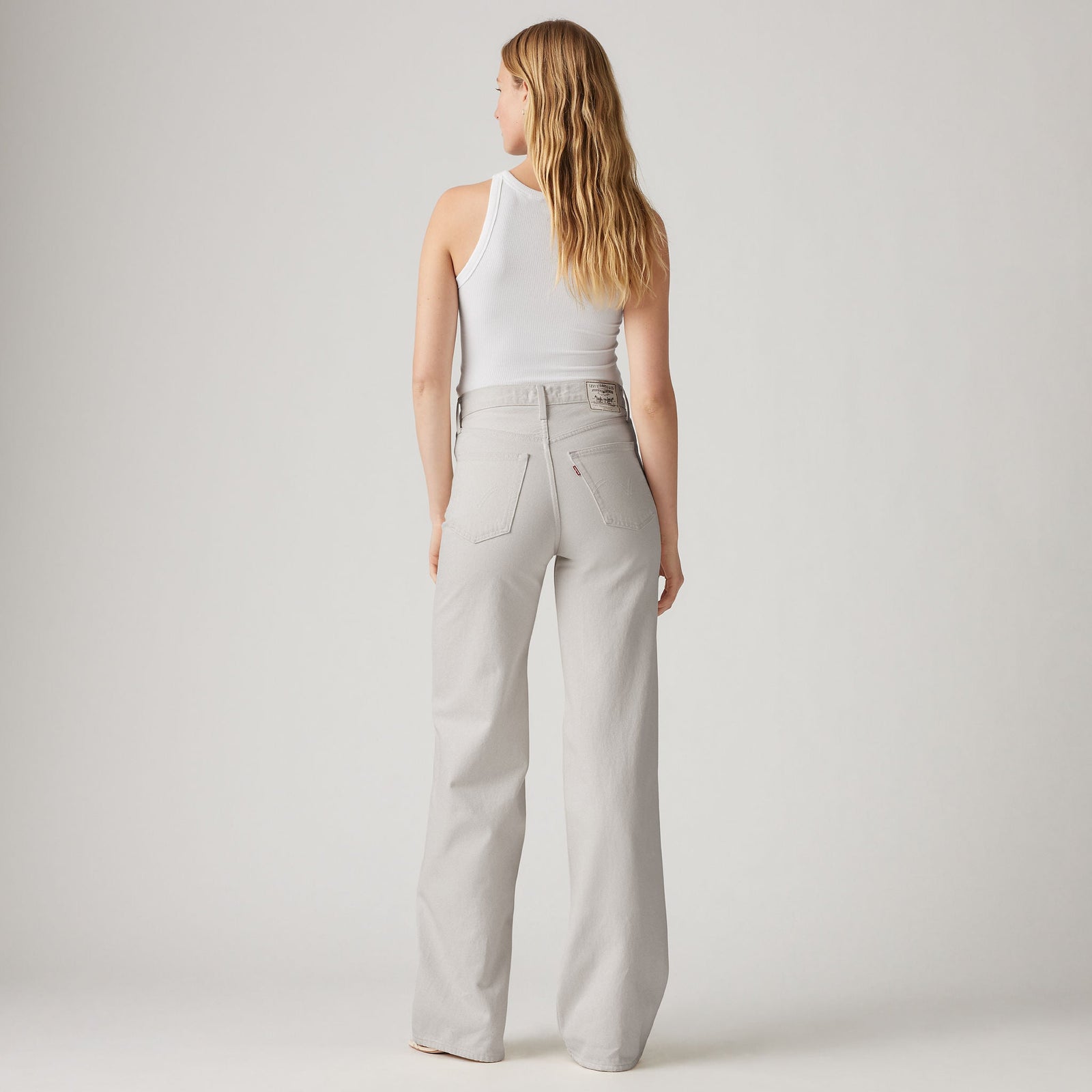 Main 2 - Levi's® Women's Ribcage Wide-Leg Jeans - A60810110