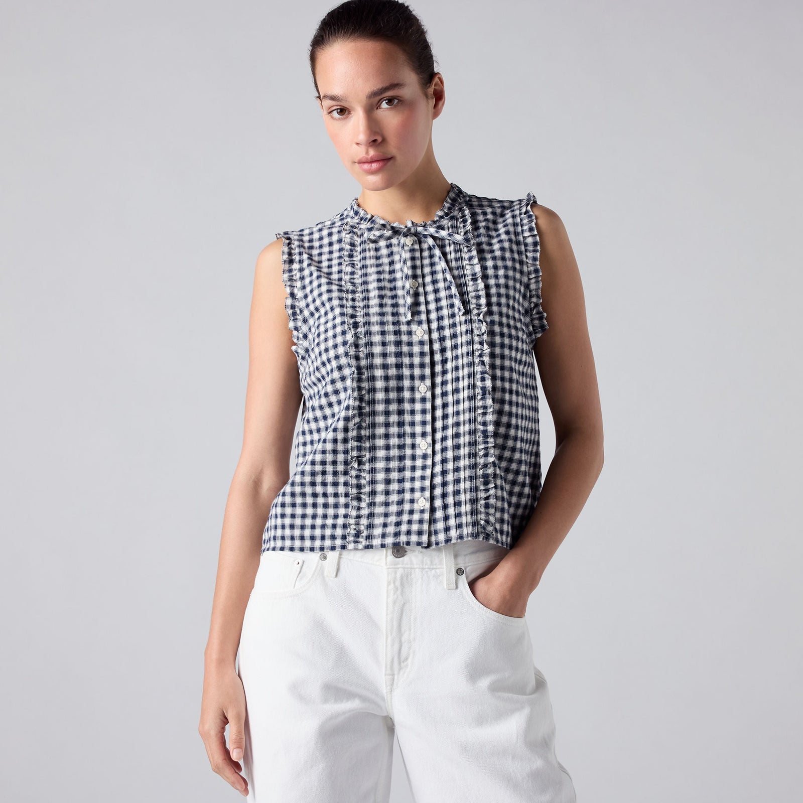Main 1 - Levi's® Women's Shelby Sleeveless Slim Blouse - 007XG0004