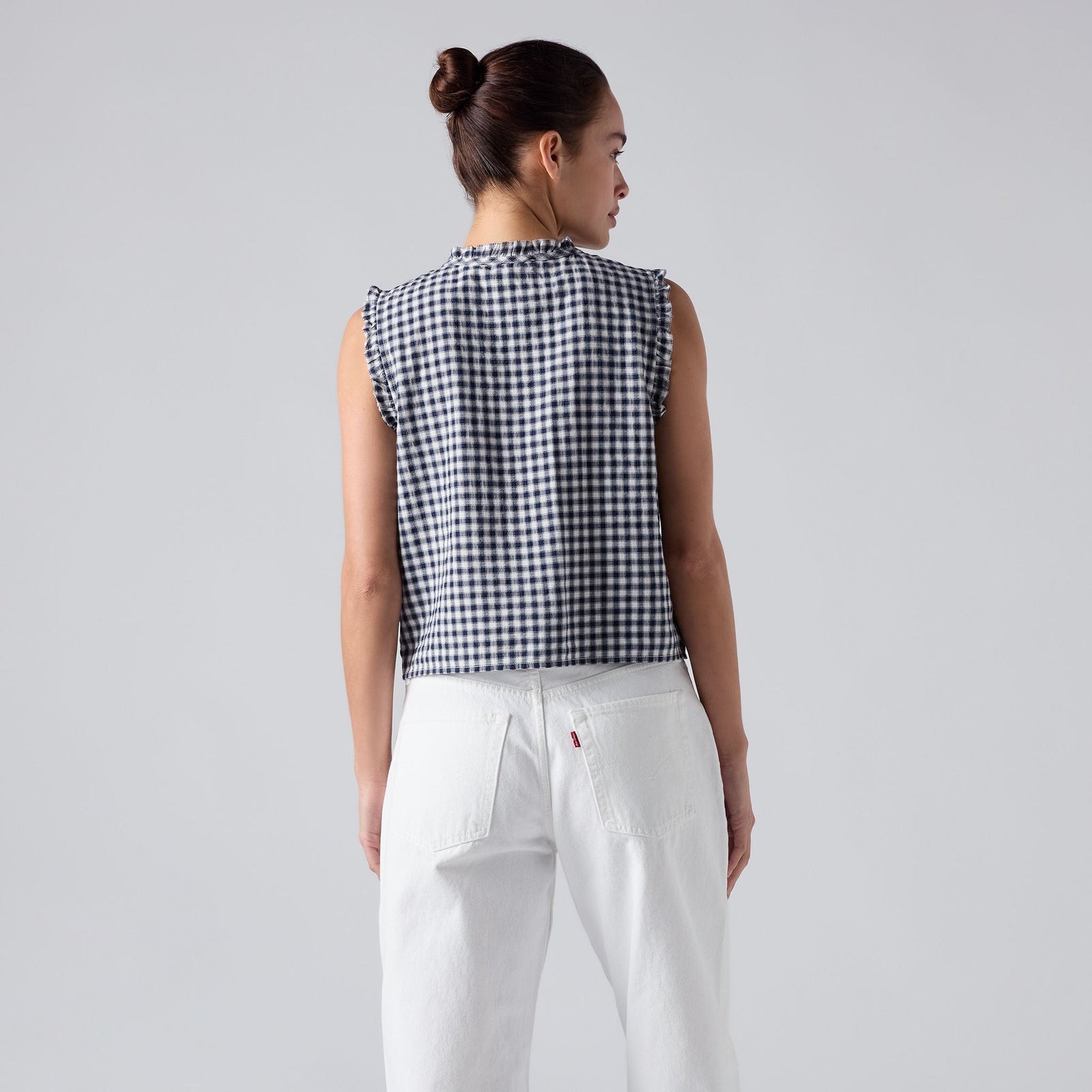 Main 2 - Levi's® Women's Shelby Sleeveless Slim Blouse - 007XG0004