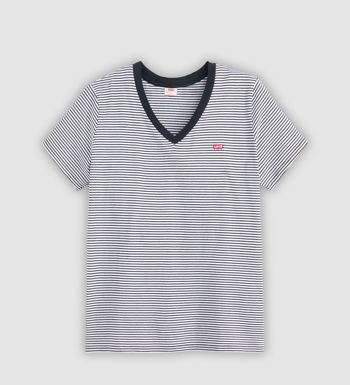 Main 5 - Levi's® Women's V-Neck T-Shirt (Plus Size) - A23230000