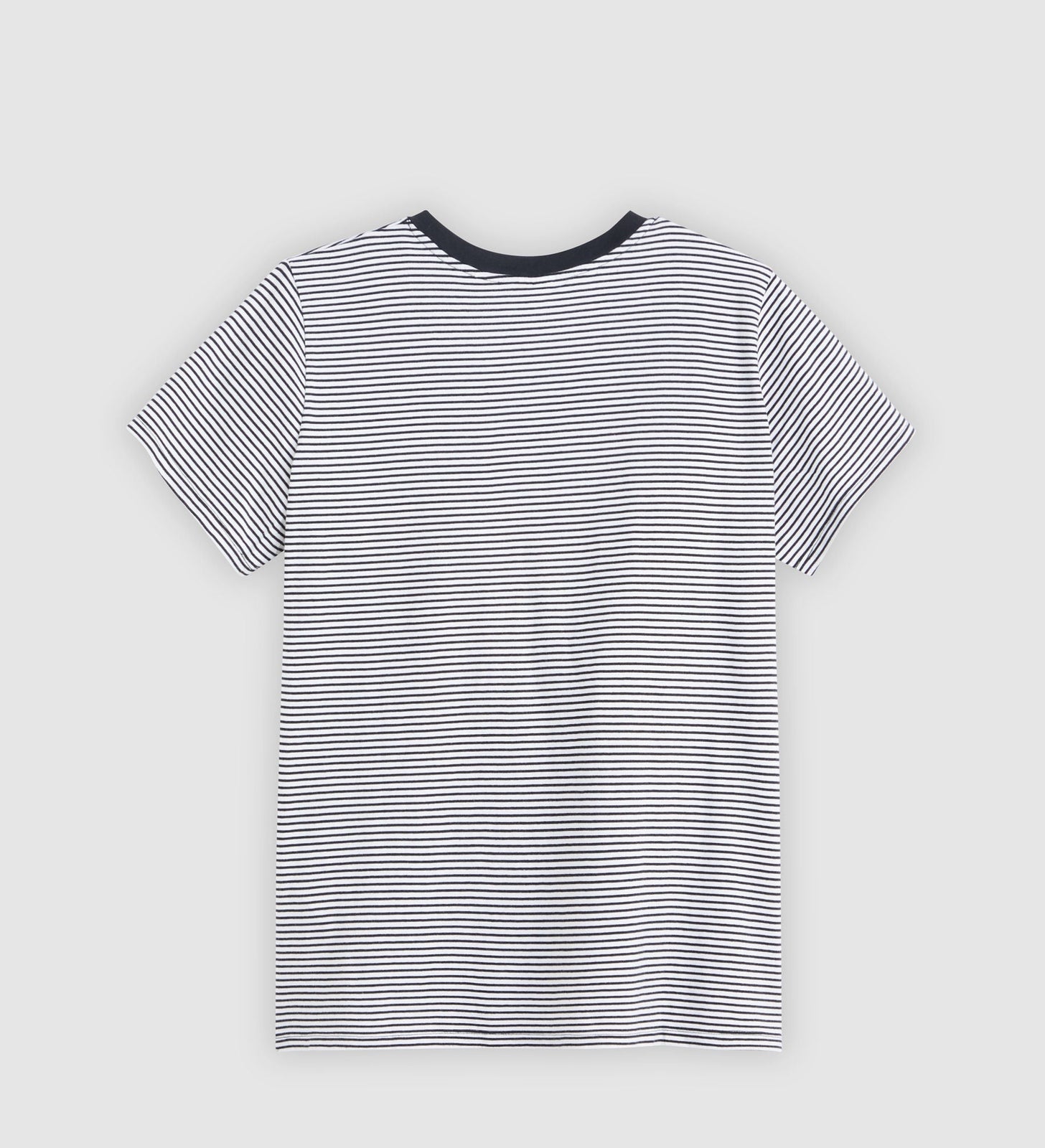 Main 6 - Levi's® Women's V-Neck T-Shirt (Plus Size) - A23230000