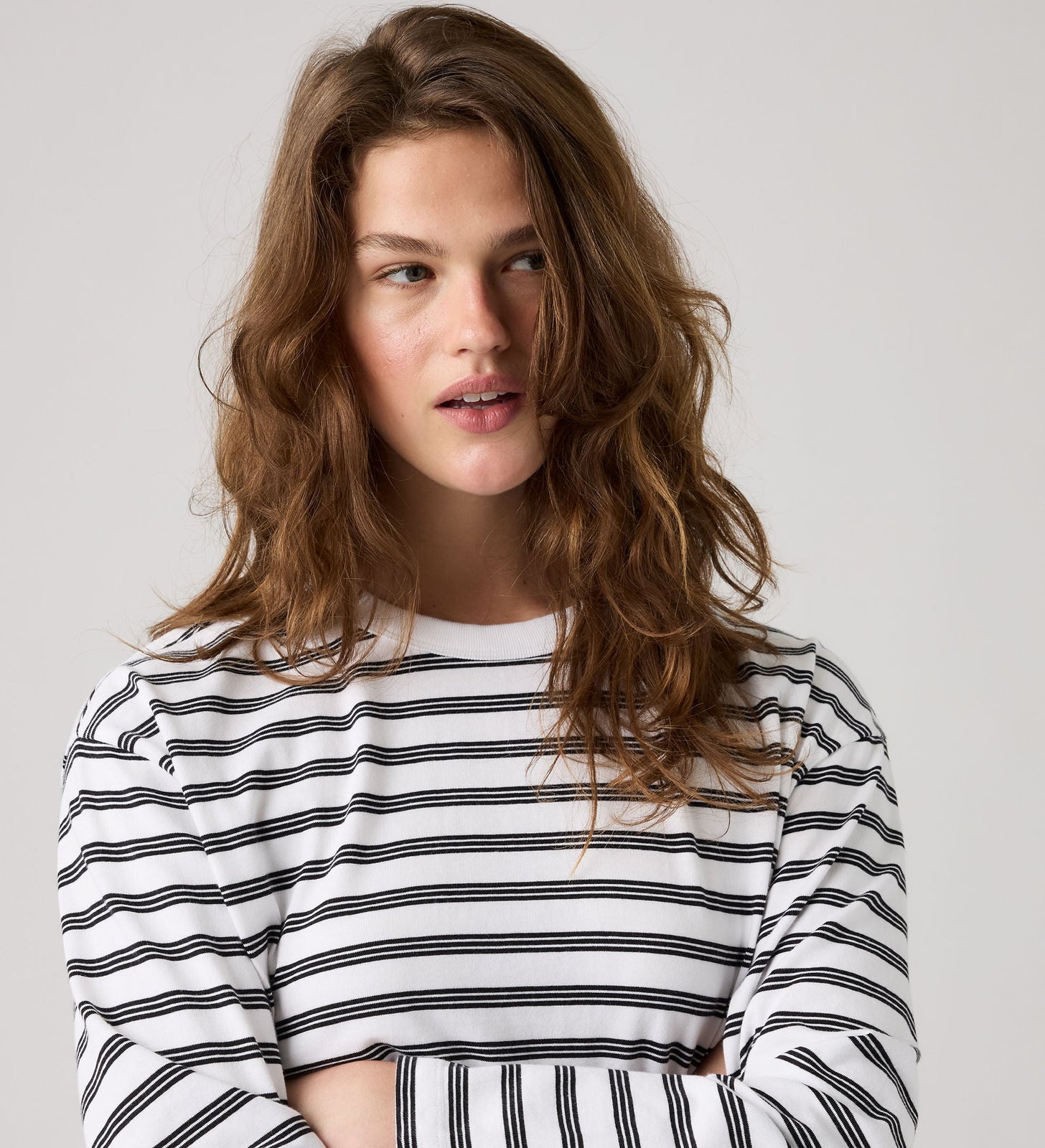 Main 4 - Levi's® Women's Vintage Long-Sleeve Tee - 0085S0002