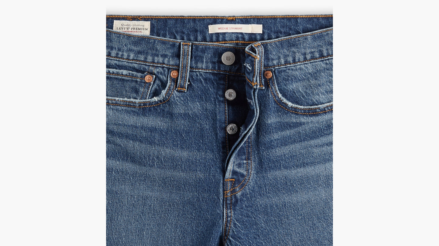 Levi's® Women's Wedgie Straight Jeans