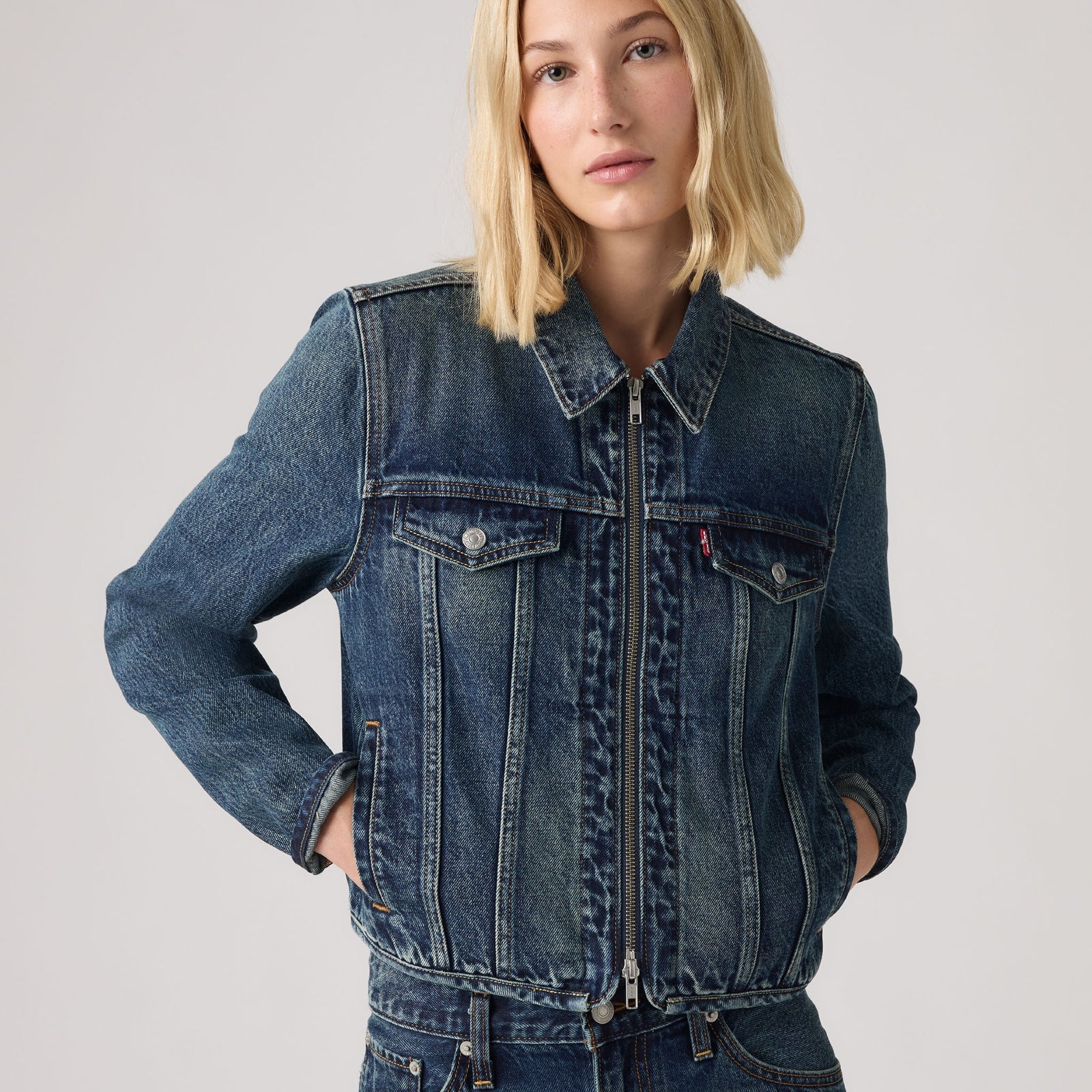 Main 5 - Levi's® x Rosé Women's Denim Jacket - 00C0A0000