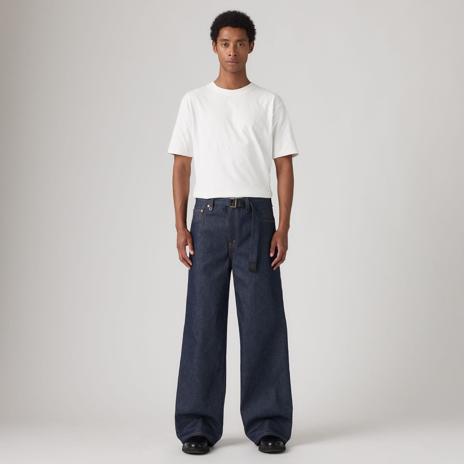 Main 4 - Levi’s® x sacai Belted Wide Pants - 008BK0001