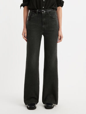 Levi's Ribcage Bootcut Jeans in Washed Black