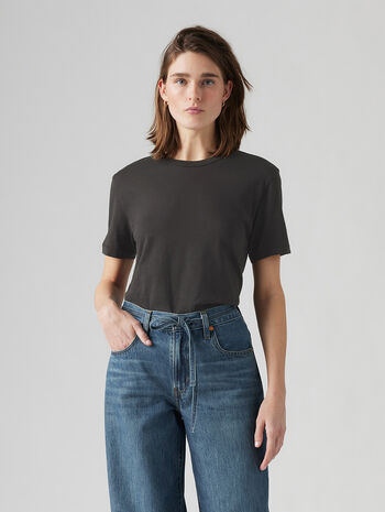 Levi's® Women's Iconic Tee