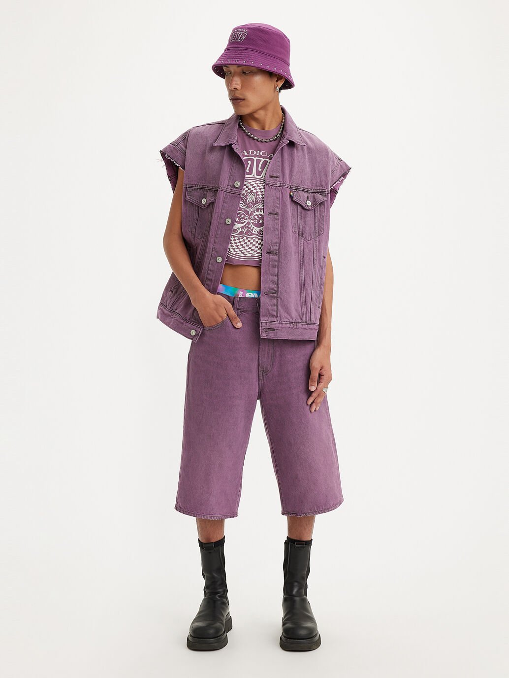 Levi's® Pride Baggy X-Long Shorts in Purple Worn In