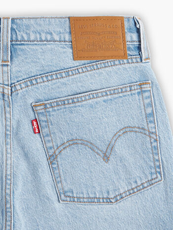 Levi's® Women's Wedgie Straight Jeans