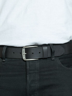 Men's Accessories At Levi's® NZ - Belts, Beanies + More